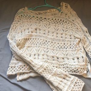 Hollister crop, long sleeve wide sleeve top